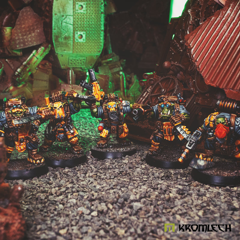 KROMLECH Orc Mercenaries Bodies (5)