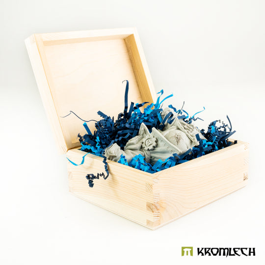 KROMLECH Orc Pirate Kaptin Bust Limited Wooden Box