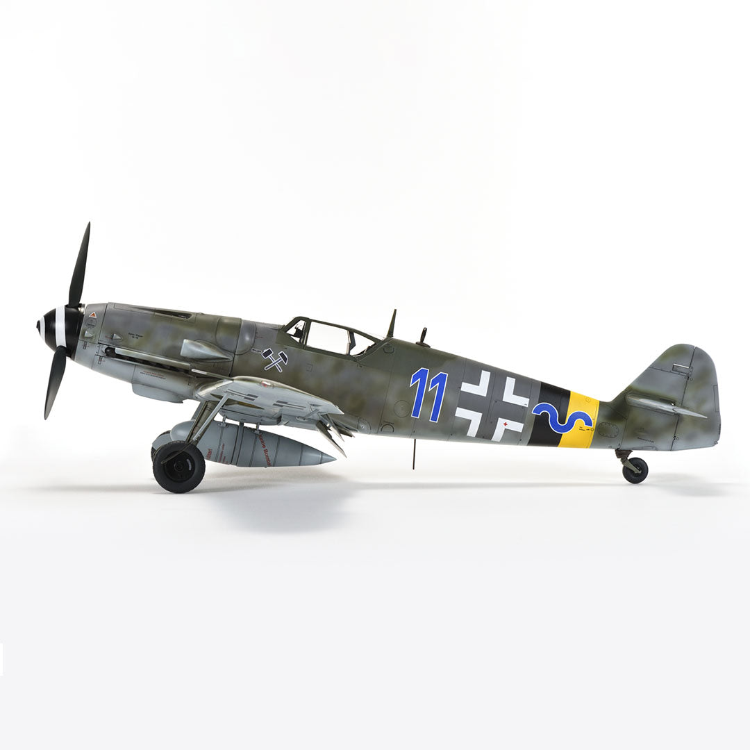 ZOUKEI MURA 1/32 Messerschmitt Bf 109 G-14 Plastic Model Kit