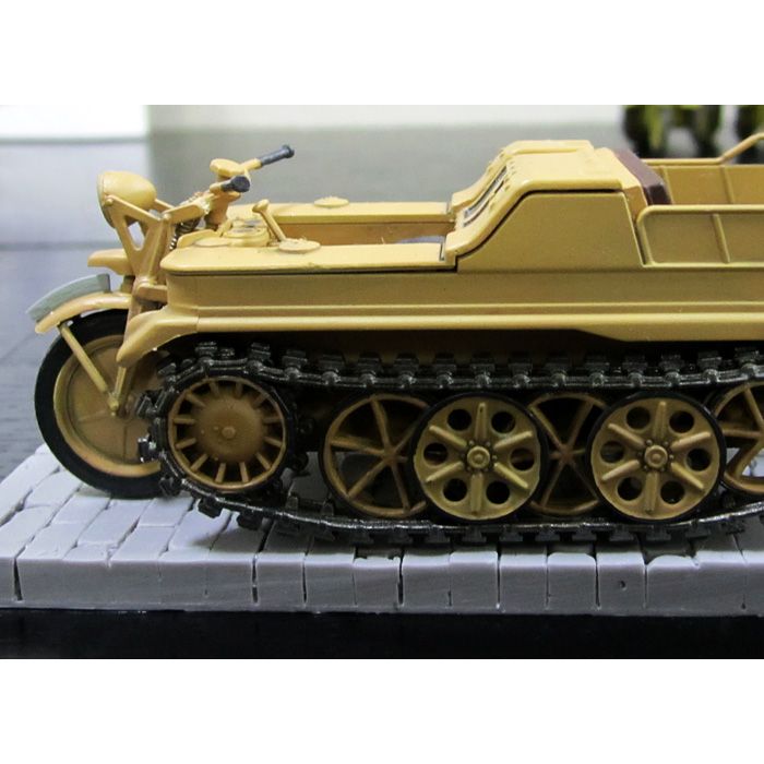 ZOUKEI MURA 1/32 Sd.Kfz.2. Kettenkrad