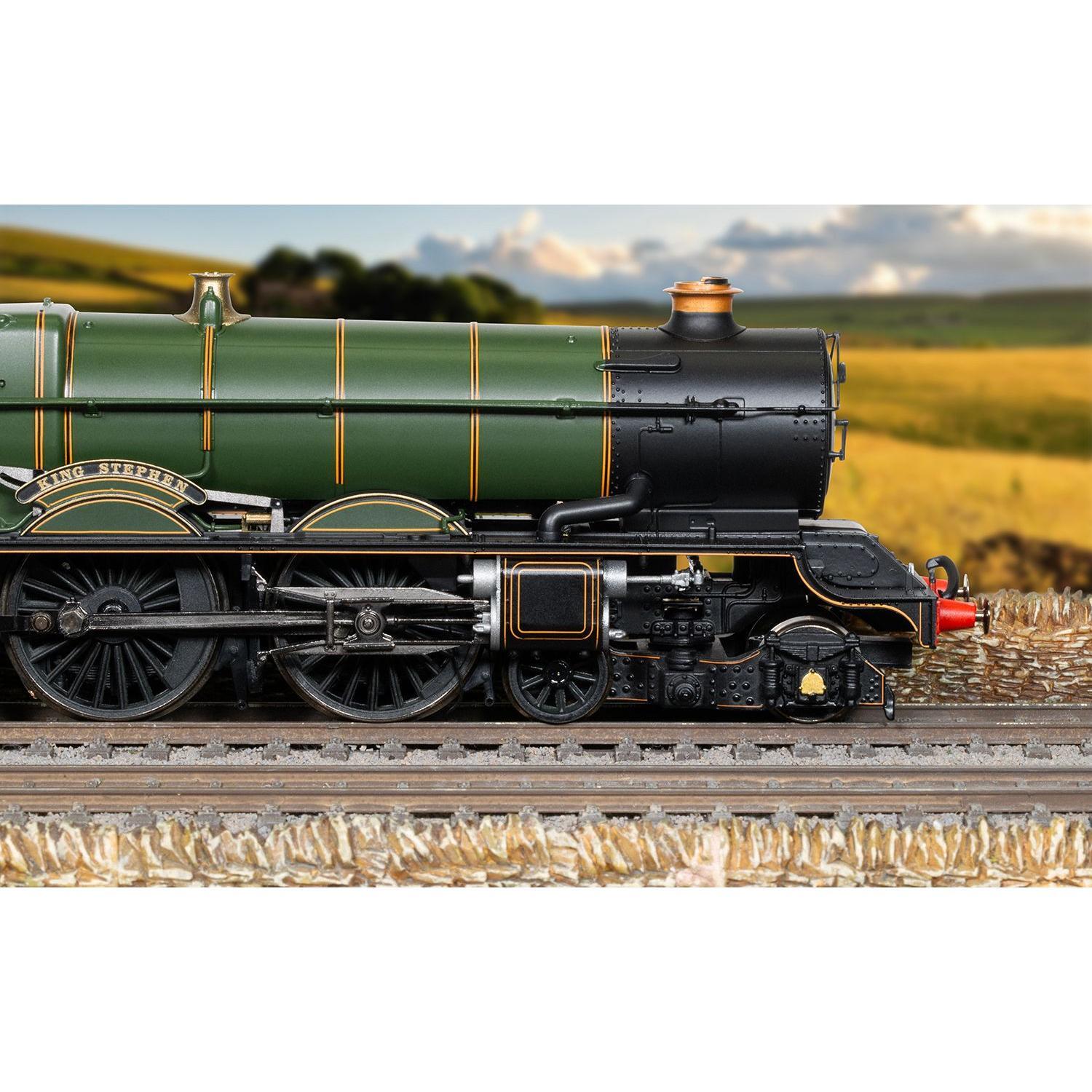HORNBY OO GWR, CLASS 6000, 4-6-0, 'KING STEPHEN' - ERA 3