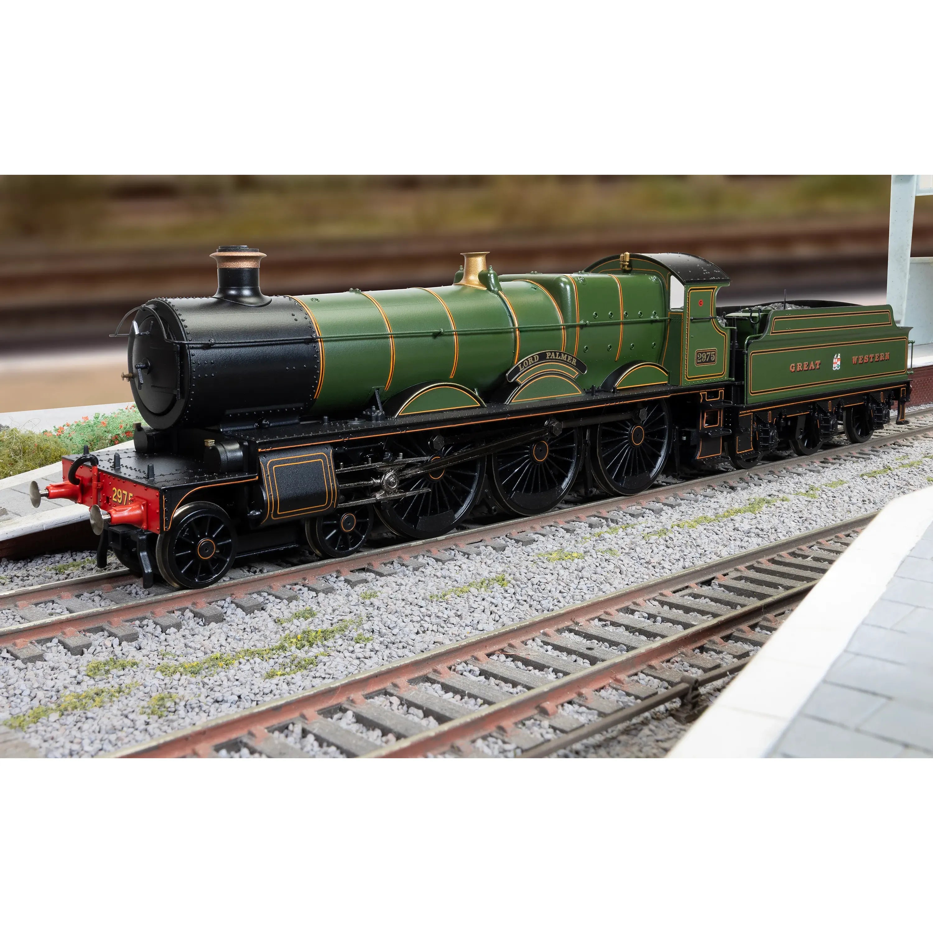 HORNBY OO GWR - Saint Class - 2975 'Lord Palmer'
