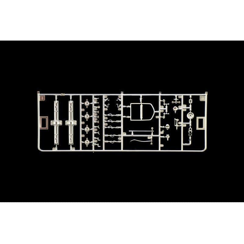 ITALERI 1/12 Alfa Romeo 8C 2300 Monza Tazio Nuvolari Driver