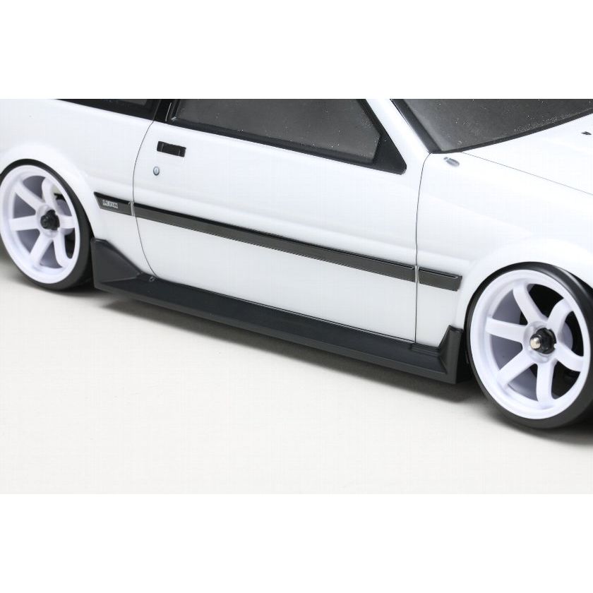 YOKOMO TOYOTA Corolla Levin (AE86) 2Dr Aero Parts Set