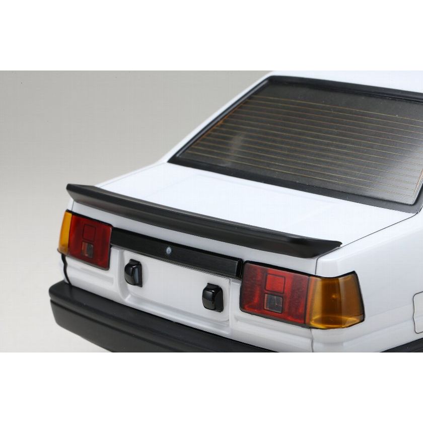 YOKOMO TOYOTA Corolla Levin (AE86) 2Dr Aero Parts Set