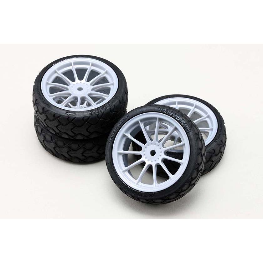 YOKOMO P.M. Glued Radial Tires Type Y (4pcs./Gray)