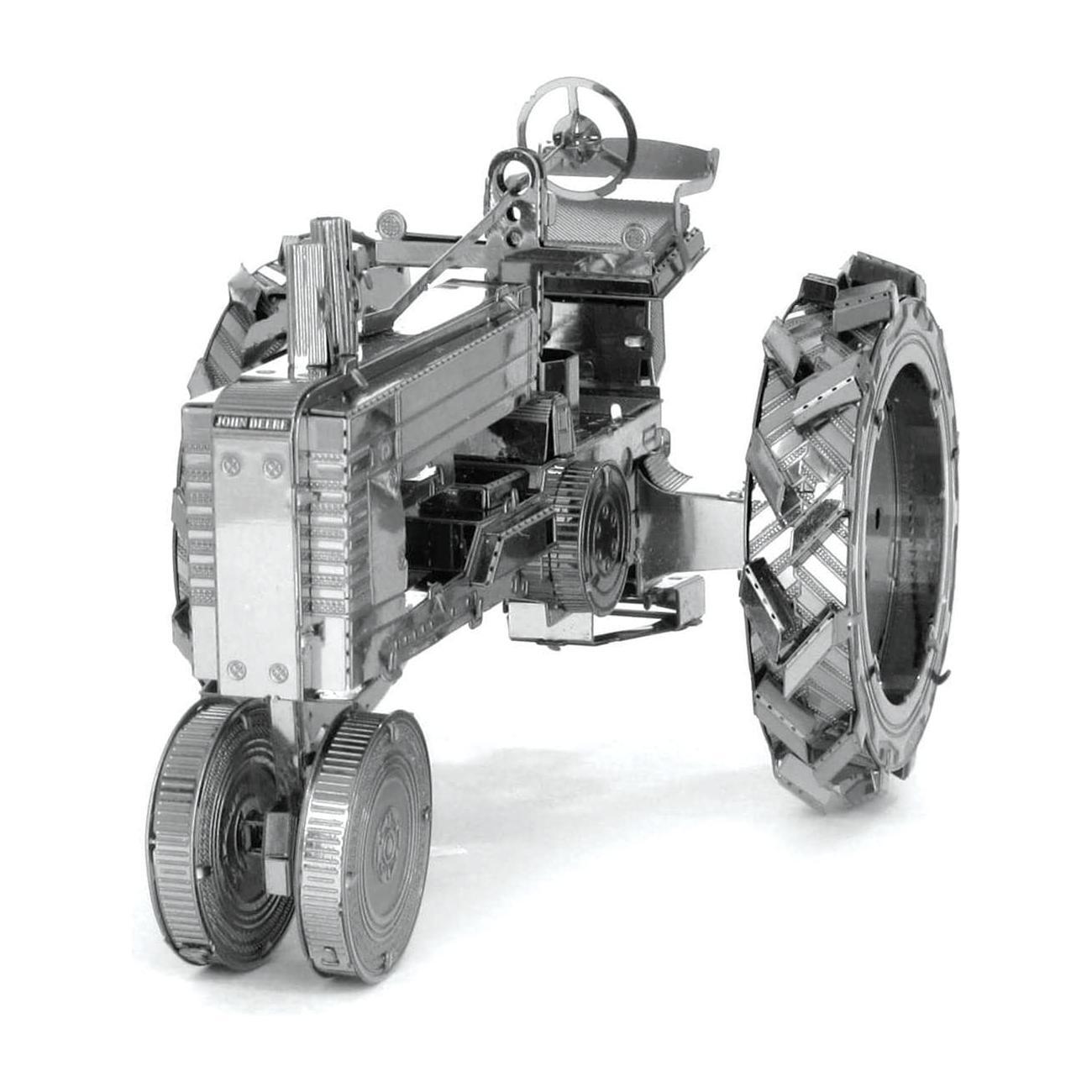 METAL EARTH Farm Tractor