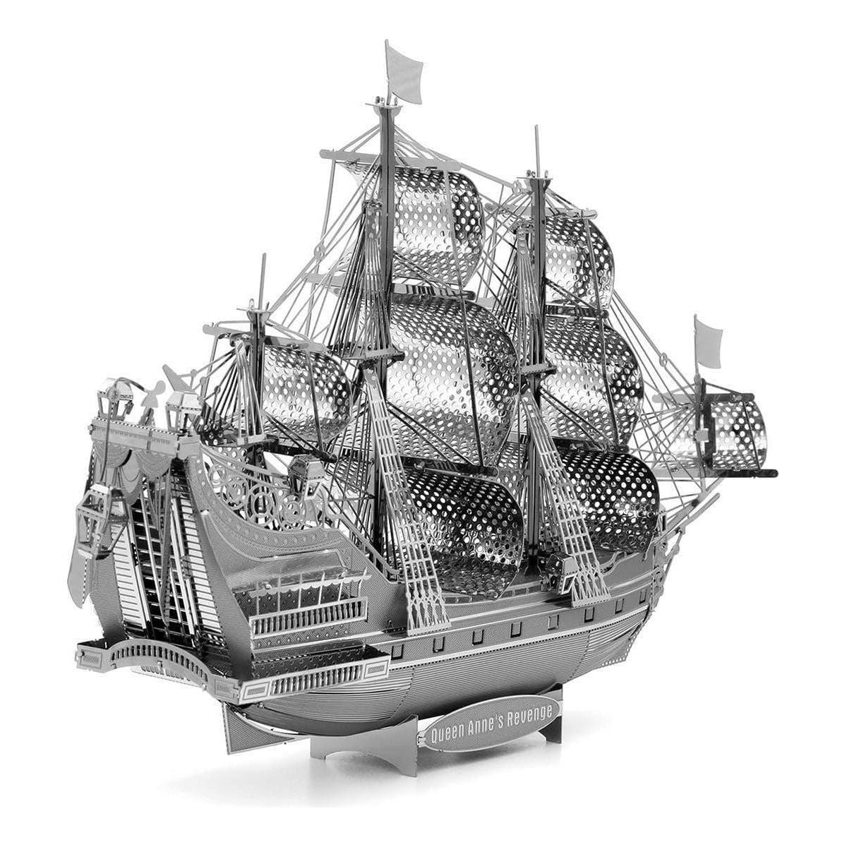 METAL EARTH ICONX Queen Anne's Revenge