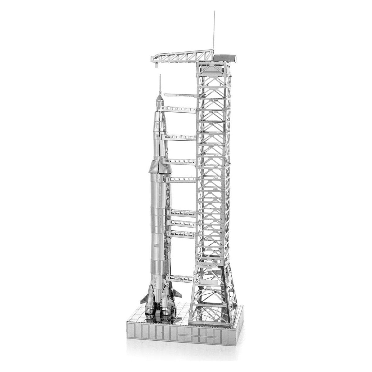 METAL EARTH Apollo Satum V with Gantry