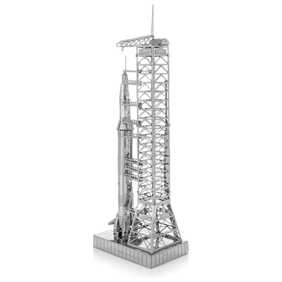 METAL EARTH Apollo Satum V with Gantry