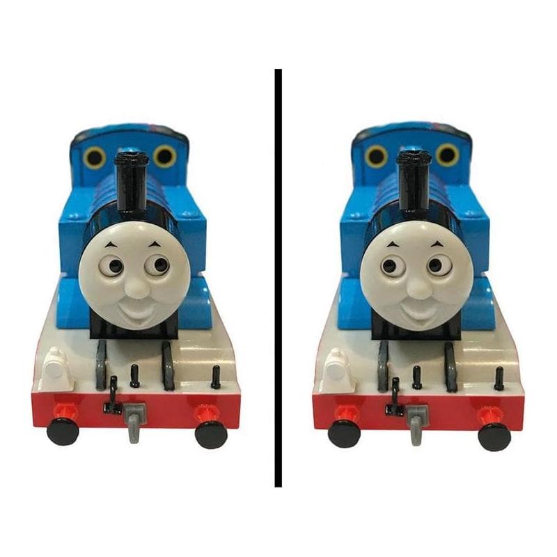 BACHMANN THOMAS & FRIENDS OO Thomas with Annie and Clarabel Electric Train Set