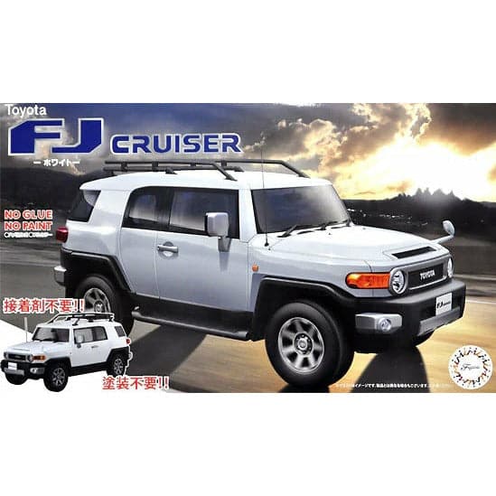 FUJIMI 1/24 Toyota FJ Cruiser (White)