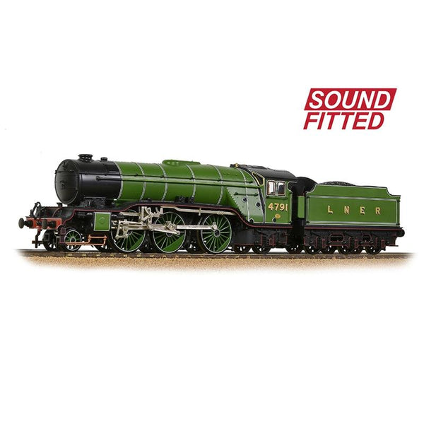 BRANCHLINE OO LNER V2 4791 LNER Lined Green (Original) DCC Sound Fitted