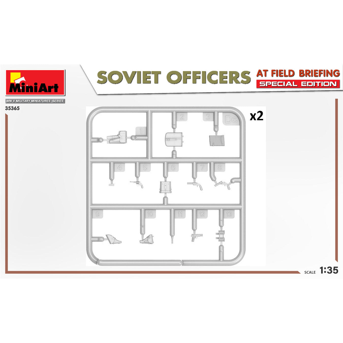 MINIART 1/35 Soviet Officers at Firld Briefing Special Edition