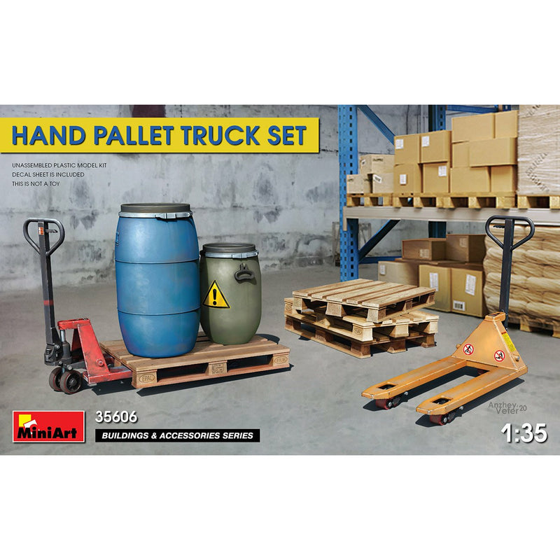 MINIART 1/35 Hand Pallet Truck Set
