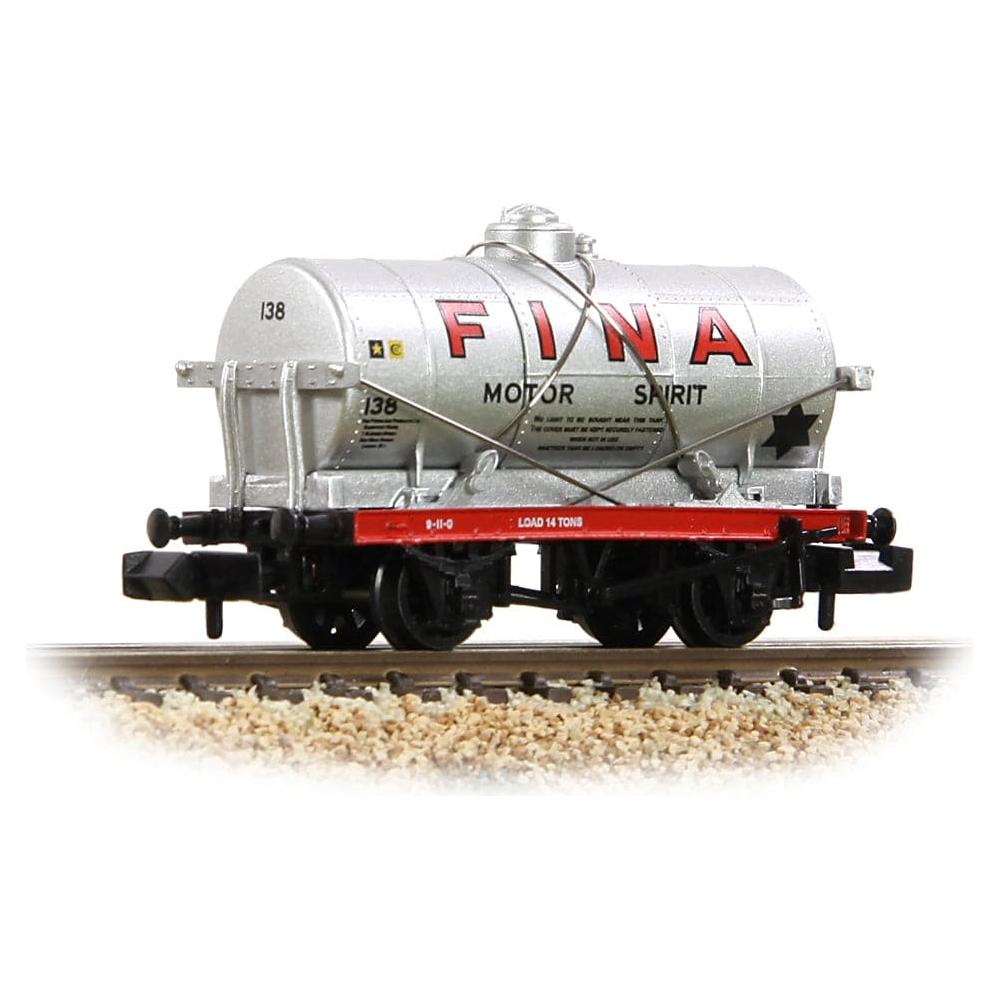 GRAHAM FARISH N 14T Tank Wagon 'Fina' Silver #138