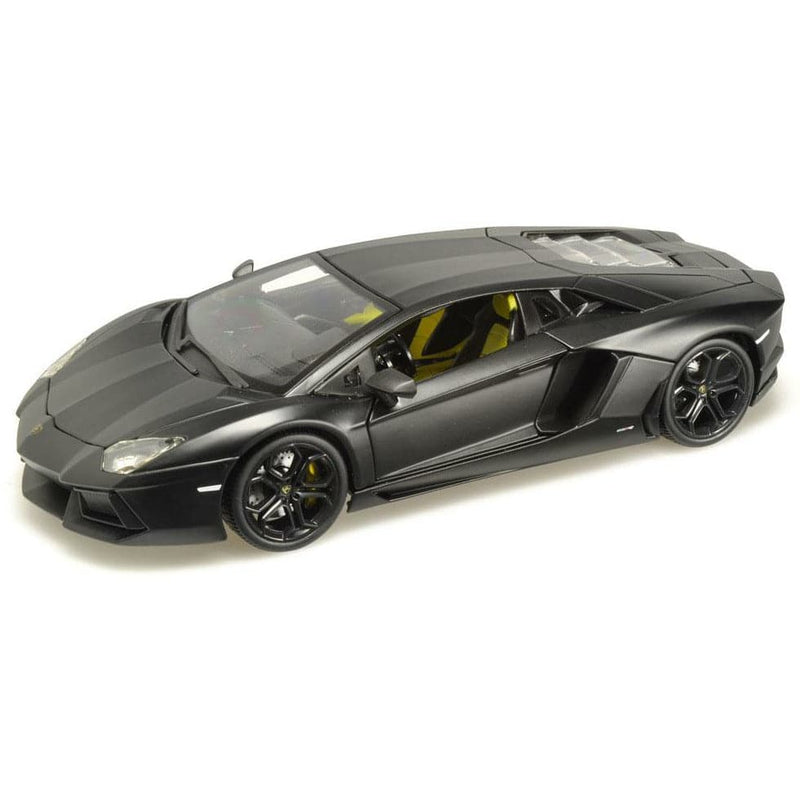 BBURAGO 1/18 Lamborghini Aventador LP700-4 Matt Black