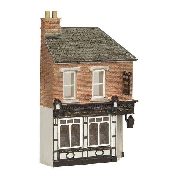 GRAHAM FARISH Scenecraft N Low Relief Corner Pub