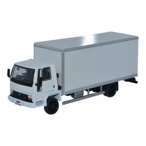 OXFORD 1/76 Ford Cargo Box Van (White)
