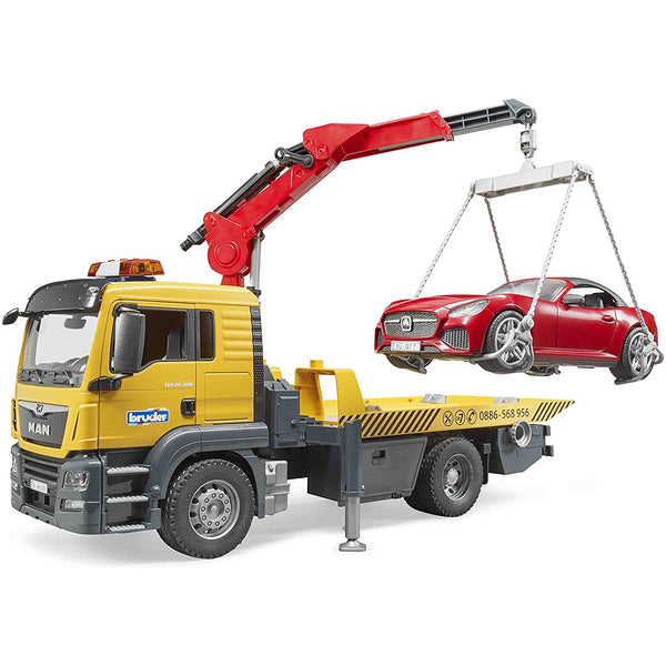 BRUDER 1/16 MAN TGS Flat Top Tow Truck with Roadster + L&S