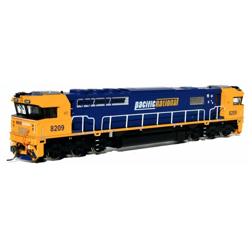 ON TRACK MODELS HO Pacific National 82 Class Loco 8209 DCC
