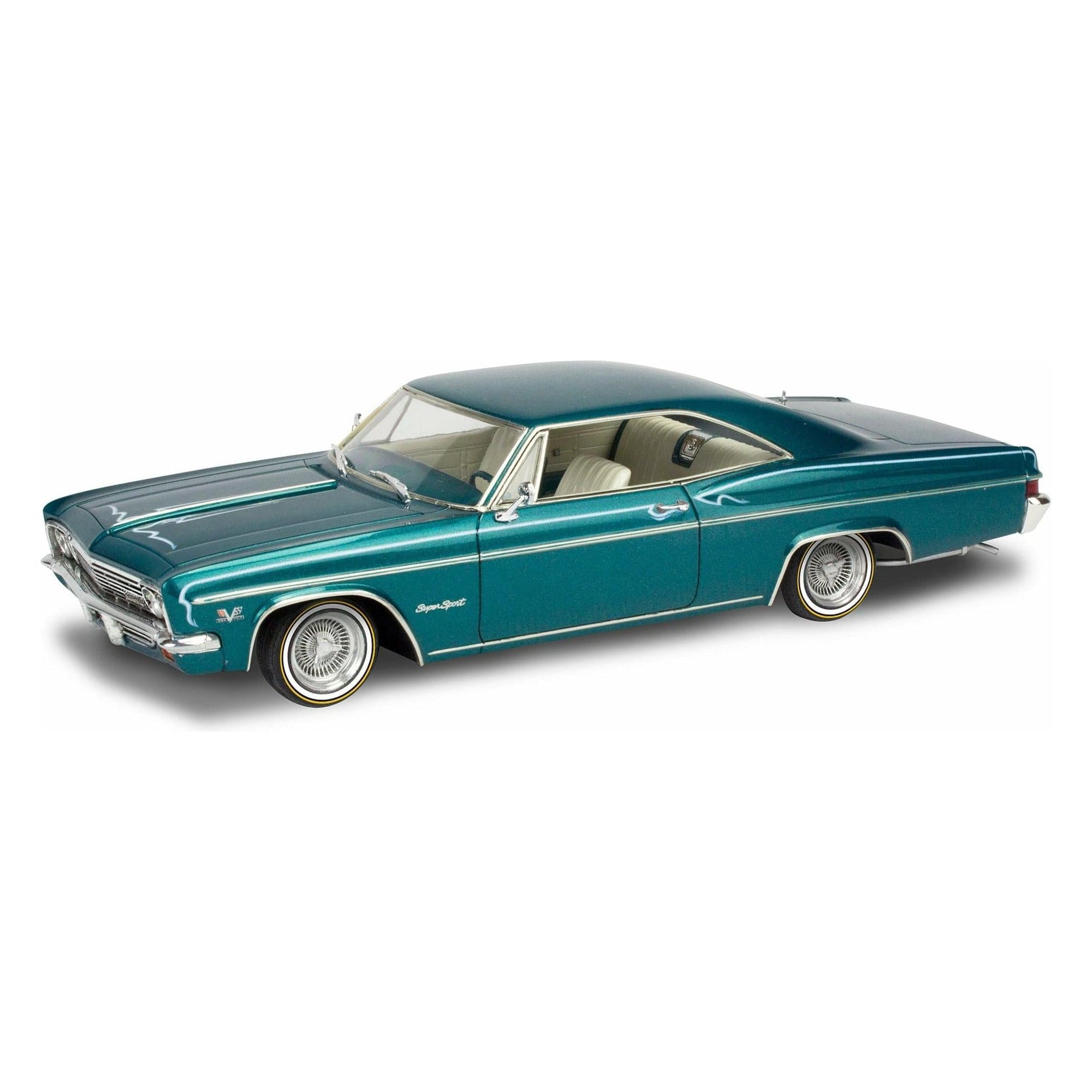 REVELL 1/25 '66 Chevy Impala SS 396 2N1