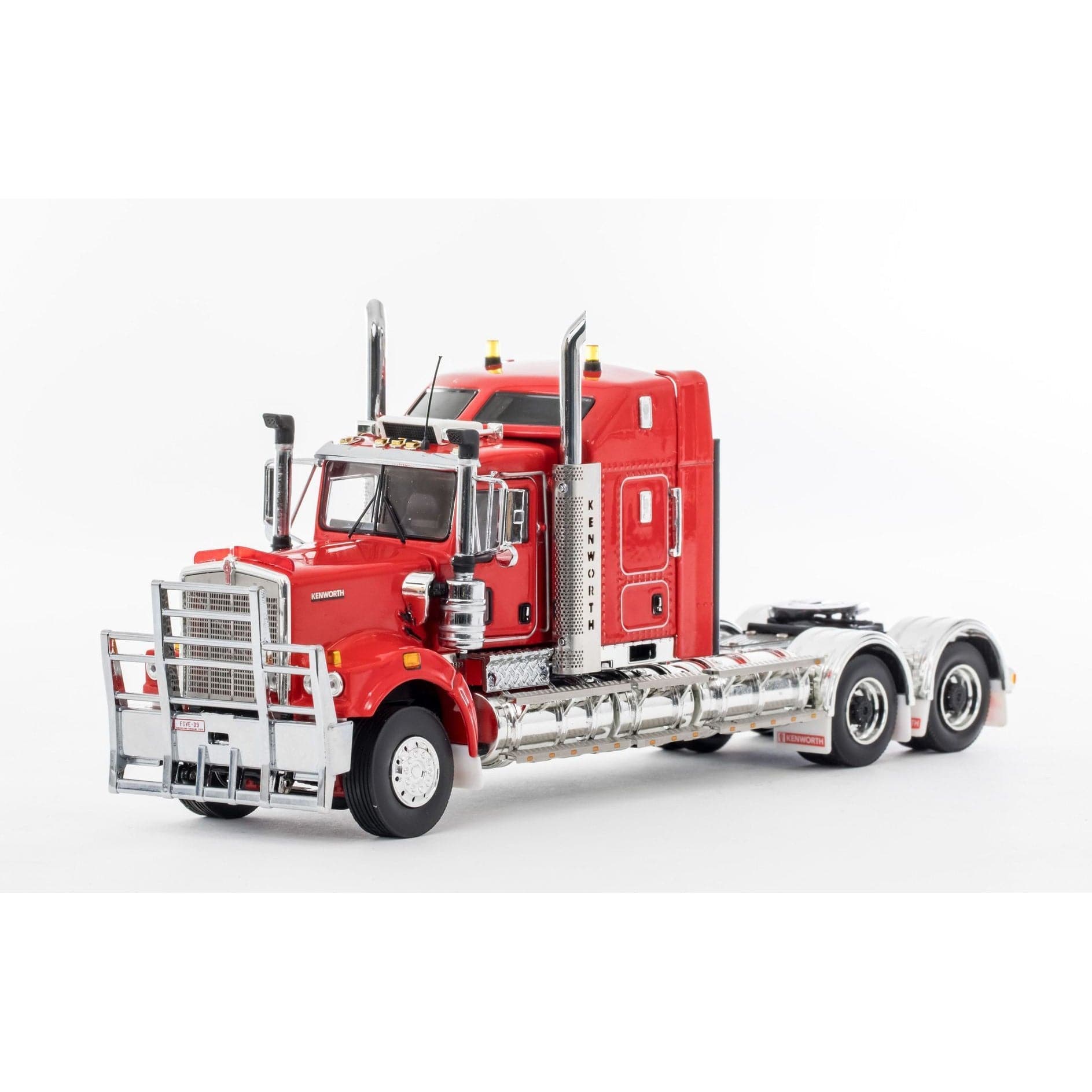 DRAKE 1/50 Kenworth C509 Sleeper Red