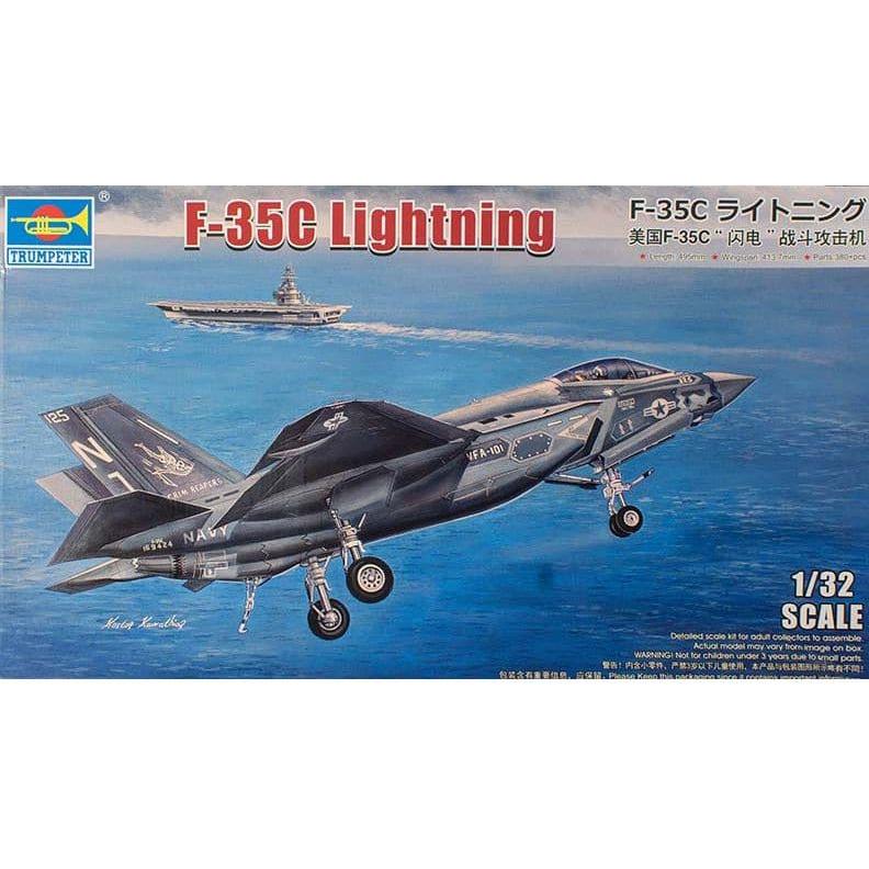 TRUMPETER 1/32 F-35C Lightning