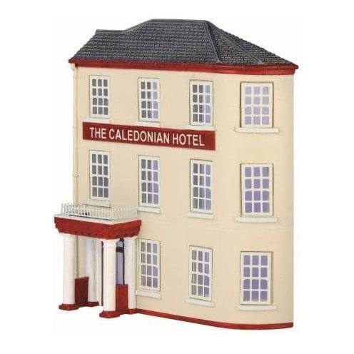 GRAHAM FARISH Scenecraft N Low Relief Railway Hotel 'The Caledonian'