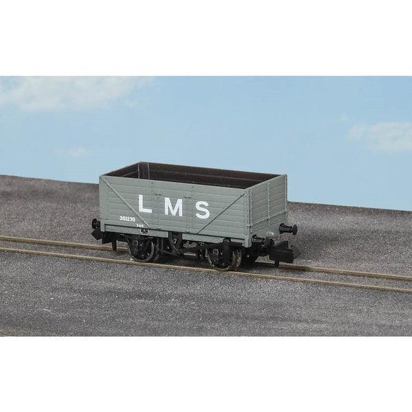 PECO N RTR 9ft 7 Plank Open Wagon, LMS, Grey (NR7003M)