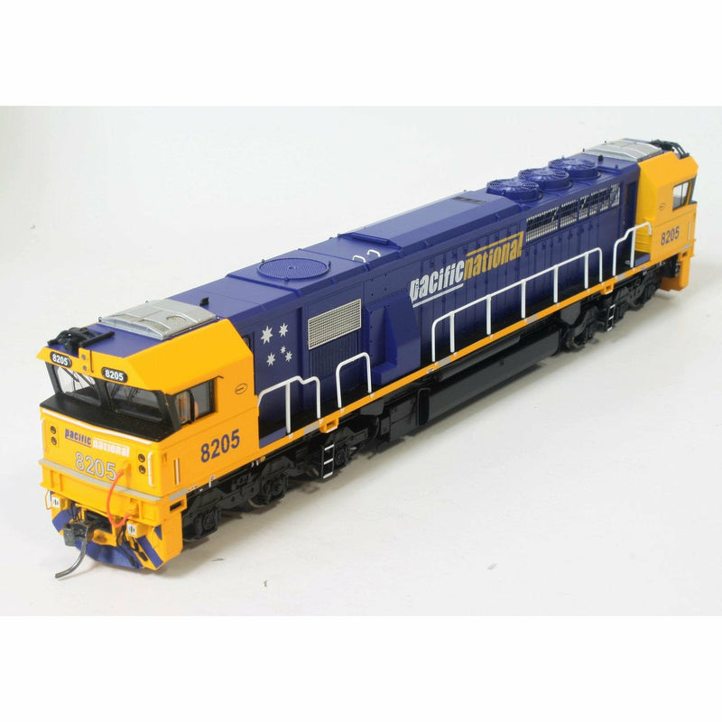 ON TRACK MODELS HO Pacific National 82 Class Loco 8205