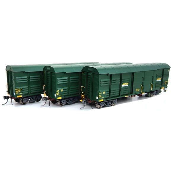 ON TRACK MODELS HO VLCX-07 40'2" Victorian Louvre Vans 3 Pack