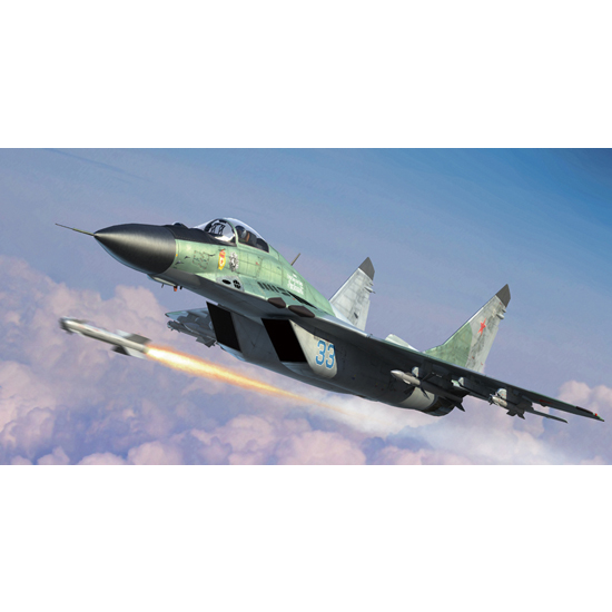 TRUMPETER 1/72 MIG-29C Fulcrum (Izdeliye 9.13)