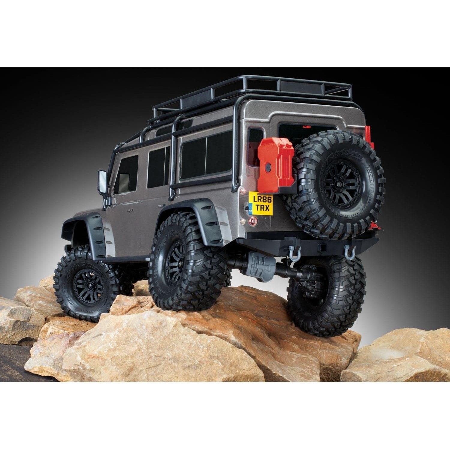 TRAXXAS 1/10 TRX-4 Scale & Trail Crawler Land Rover - Silver Brushed