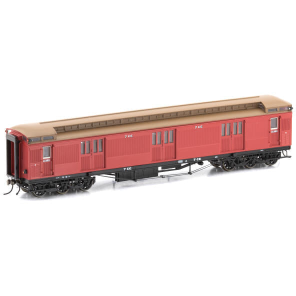 AUSCISION HO VR CE Baggage/Guard Car, Carriage Red with 6 Wheel Bogie, 7-CE - Single Car