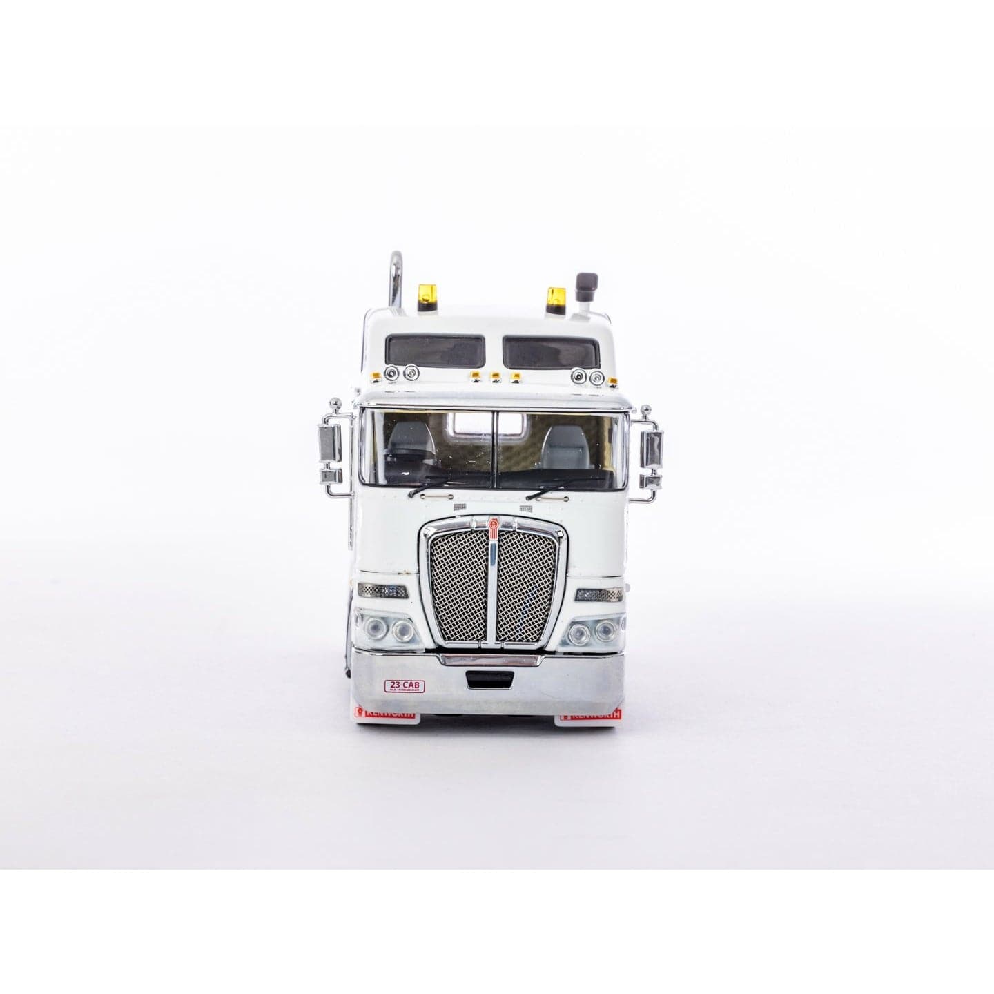 DRAKE 1/50 Kenworth K200 Truck White/Black 2.3 Cabin