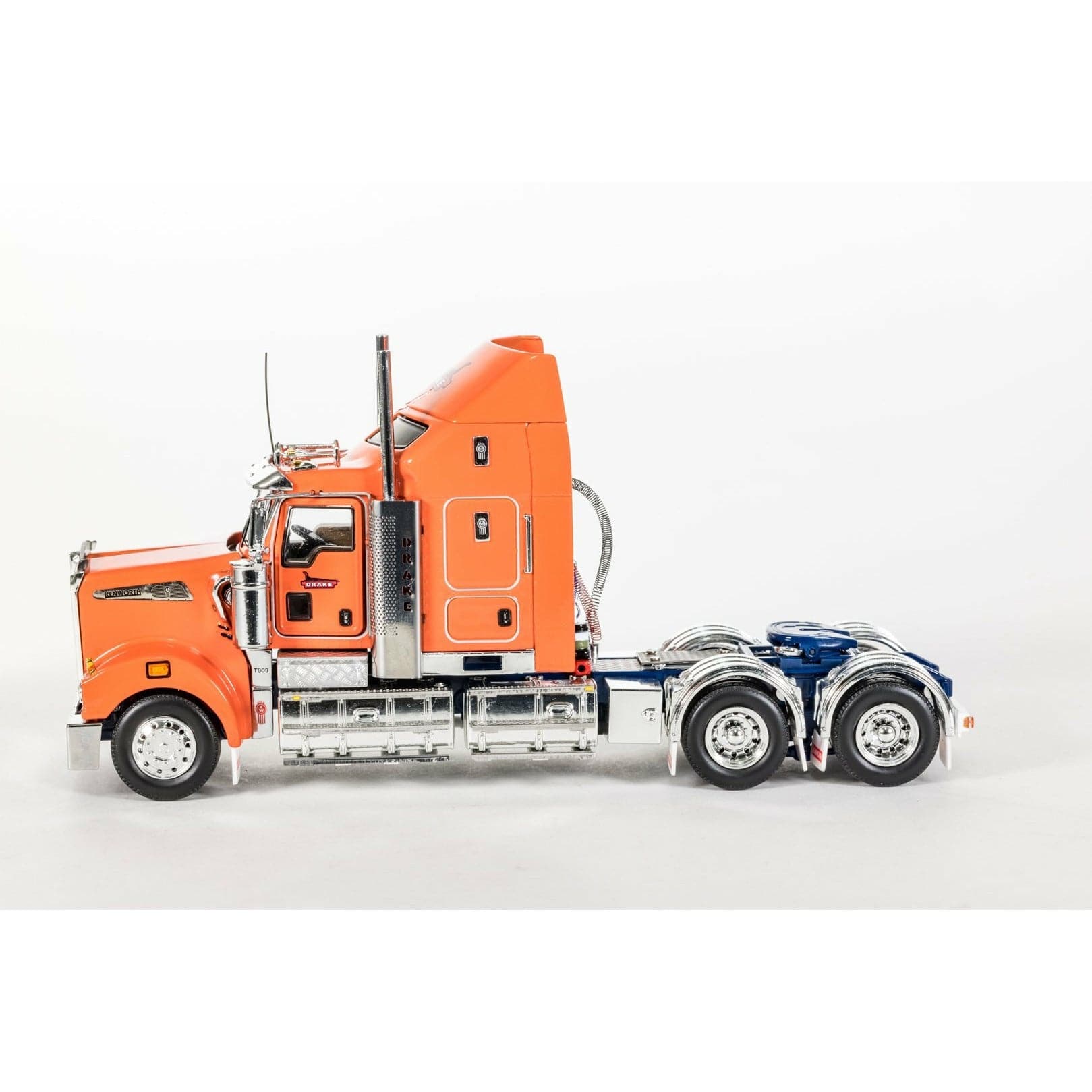 DRAKE 1/50 Kenworth T909 Drake Orange Blue - Aero Kit