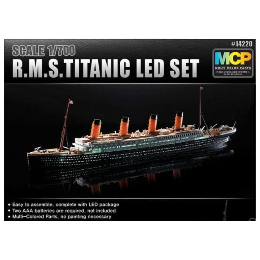 ACADEMY 1/700 R.M.S. Titanic + LED Set MCP