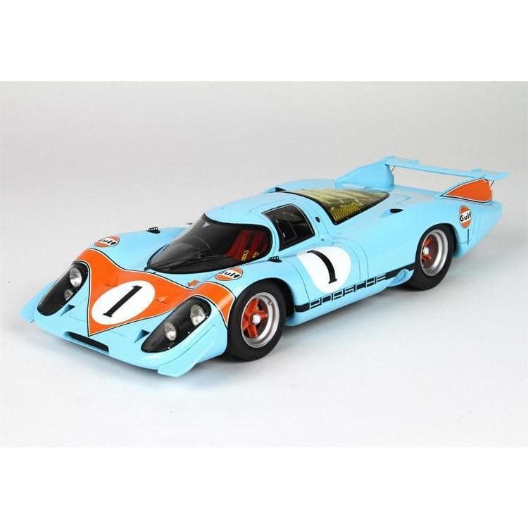 BBR 1/18 Porsche 917 Saloon 1969 with Case