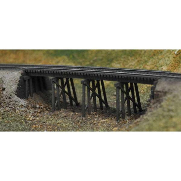 BLAIR LINE N scale Common Pile Trestle Kit