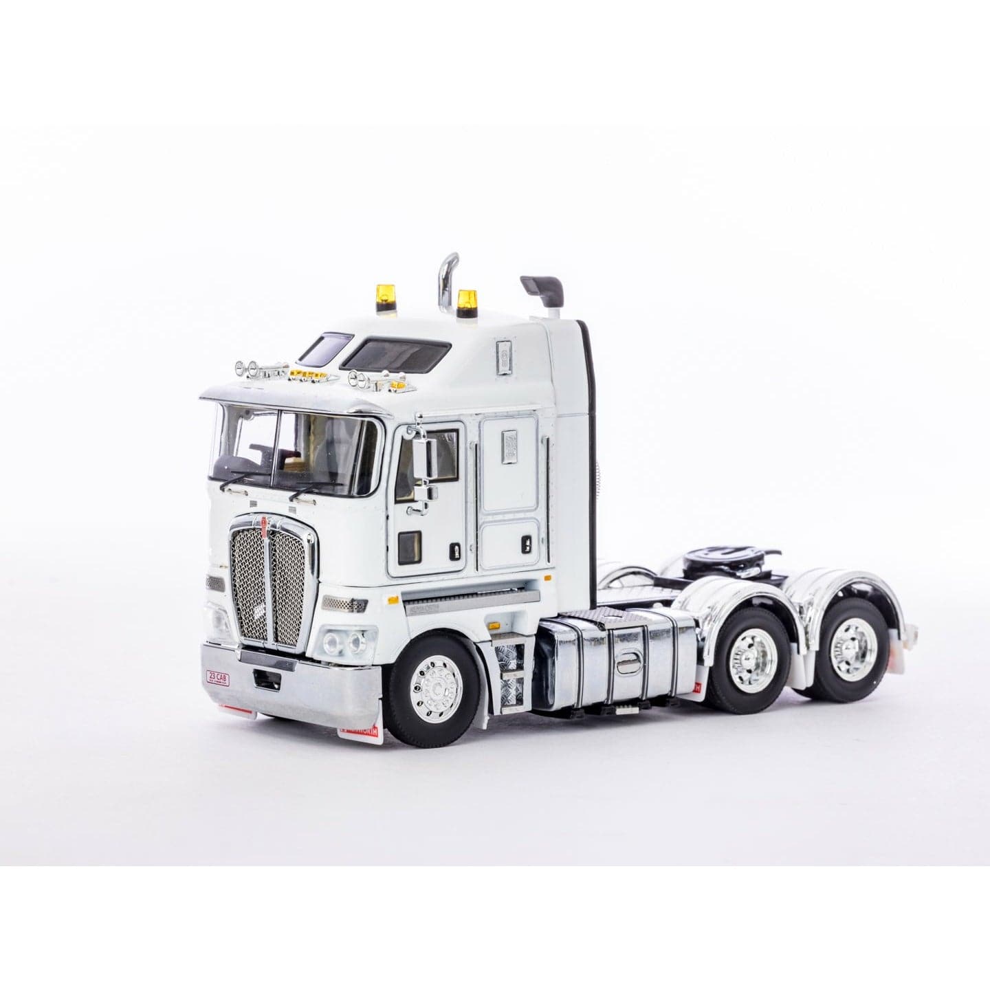 DRAKE 1/50 Kenworth K200 Truck White/Black 2.3 Cabin