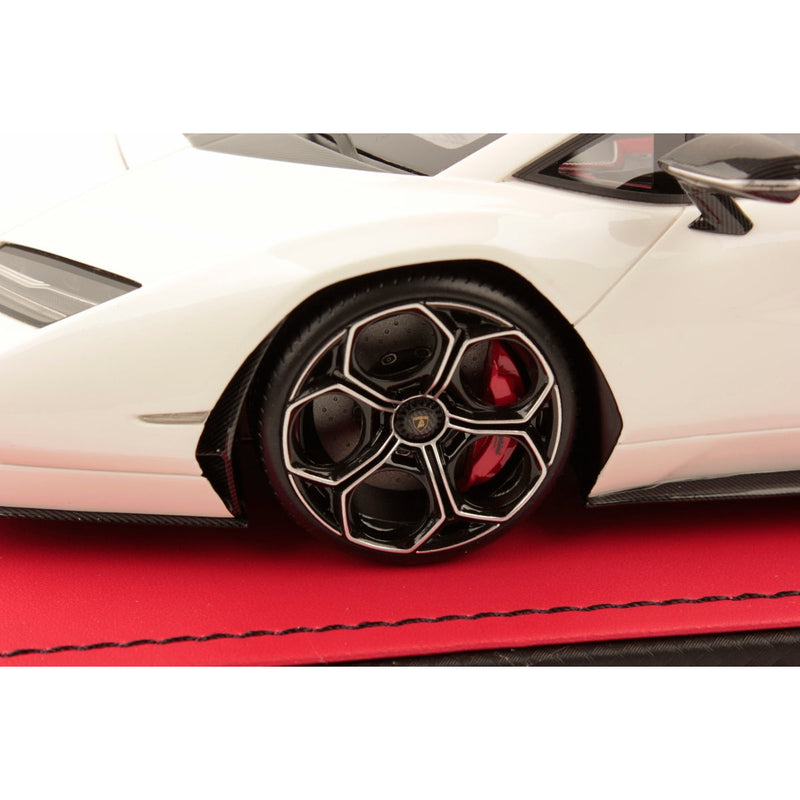 MR COLLECTION MODELS 1/18 Lamborghini Countach LPI 800-4 Bianco Siderale