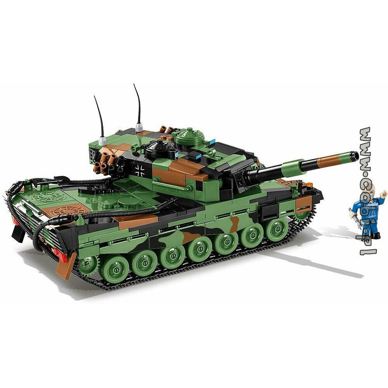 COBI Armed Forces - Leopard 2 A4 (864 Pieces)