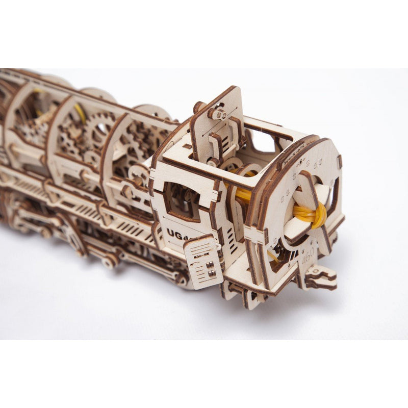UGEARS Steam Locomotive with Tender and Almost 50cm of Track