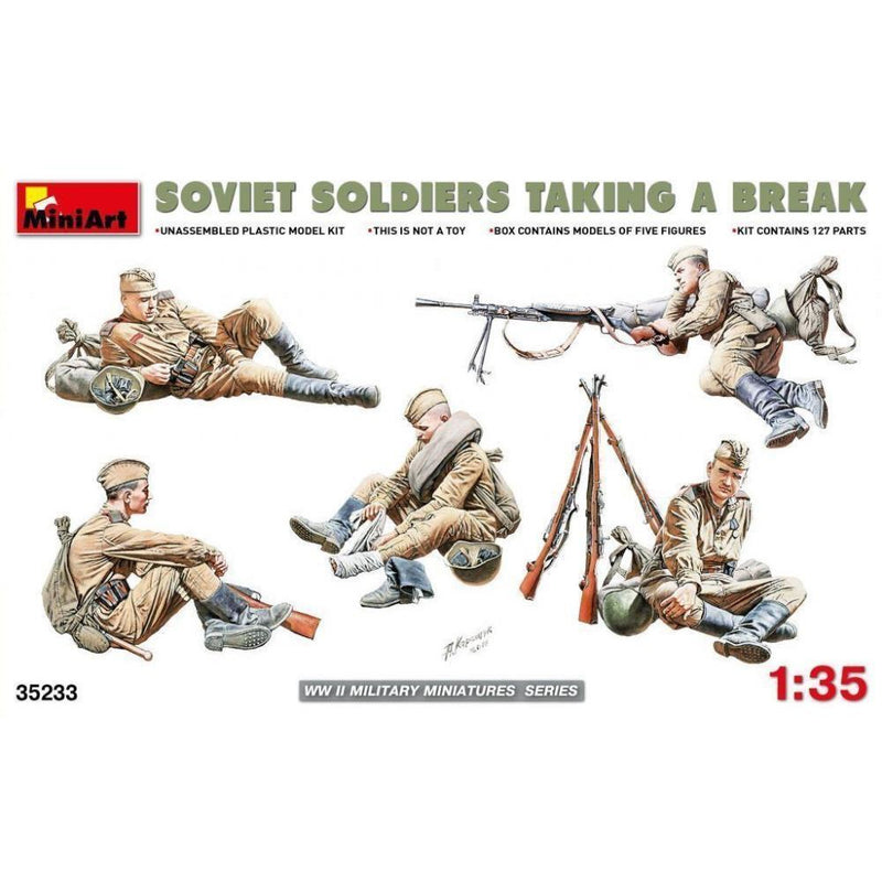 MINIART 1/35 Soviet Soldiers Taking a Break