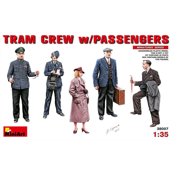 MINIART 1/35 Tram Crew with Passengers