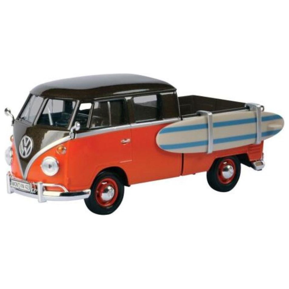 MOTORMAX 1/24 VW TYPE 2 (T1) Delivery Van w/Surfboard