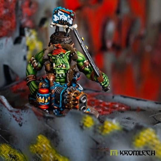 KROMLECH Orc Corsairs Kaptins Blasta Guns Set 1