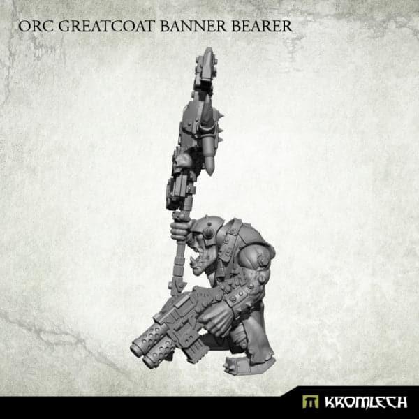 KROMLECH Orc Greatcoat Banner Bearer (1)