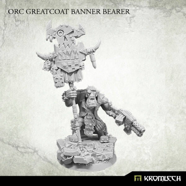 KROMLECH Orc Greatcoat Banner Bearer (1)